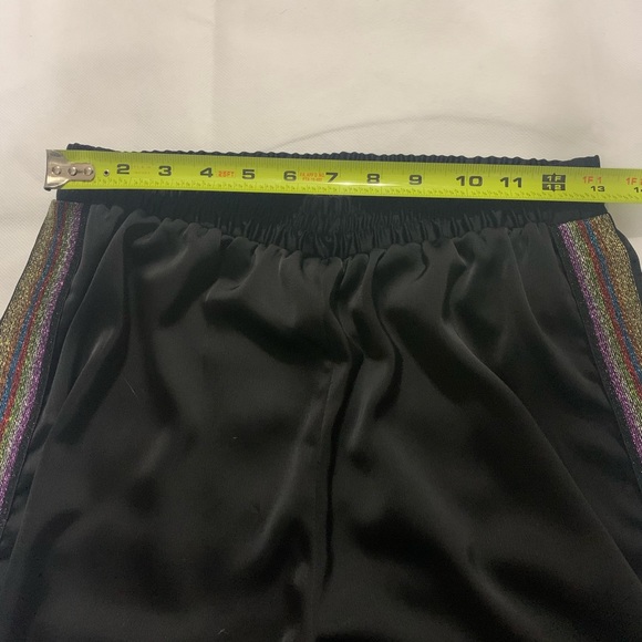 🌀 Black Wide Leg Pants - Picture 5 of 6